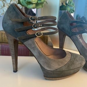 Mary Jane Platform heels.